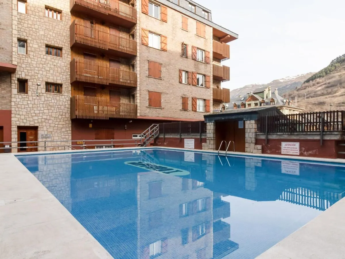 Peaceful Apartment In Vielha With Swimming Pool España