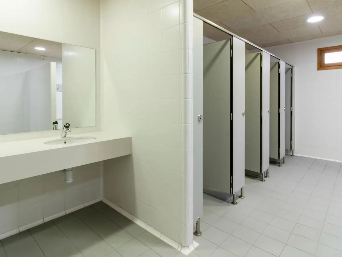 Peaceful Apartment In Vielha With Swimming Pool